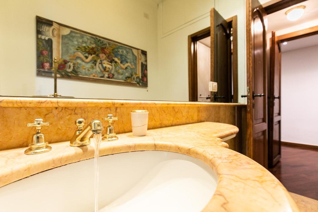 Klimt - Jacuzzi 5 Star - Luxury Design Appartamento *